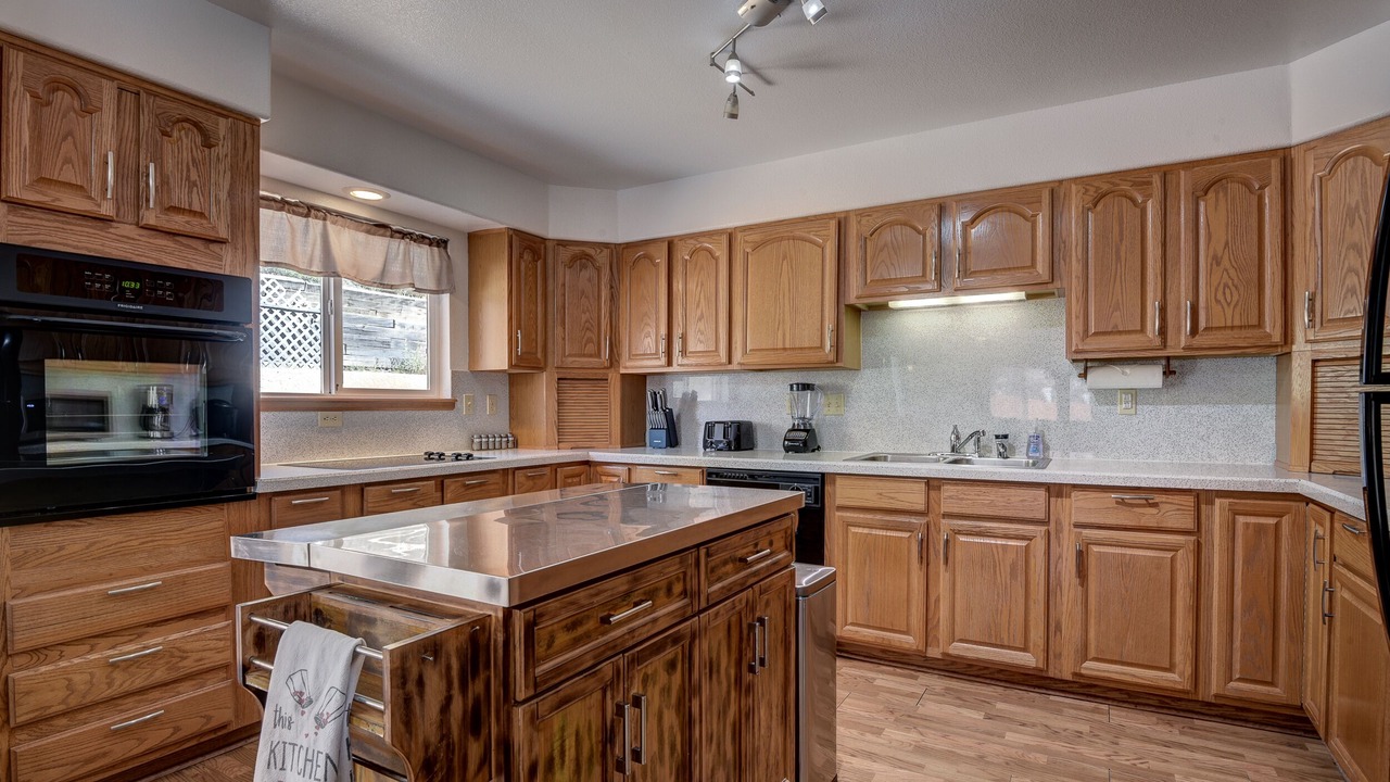 Photo of Kitchen in Cheyenne Meadows