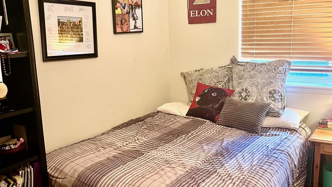 Photo of Bedroom in Carbondale