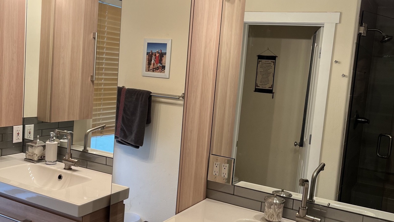 Photo of Bathroom in Carbondale