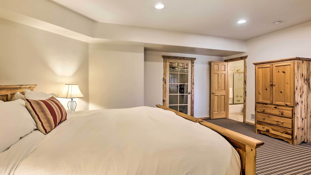 Photo of Bedroom in Silvercreek