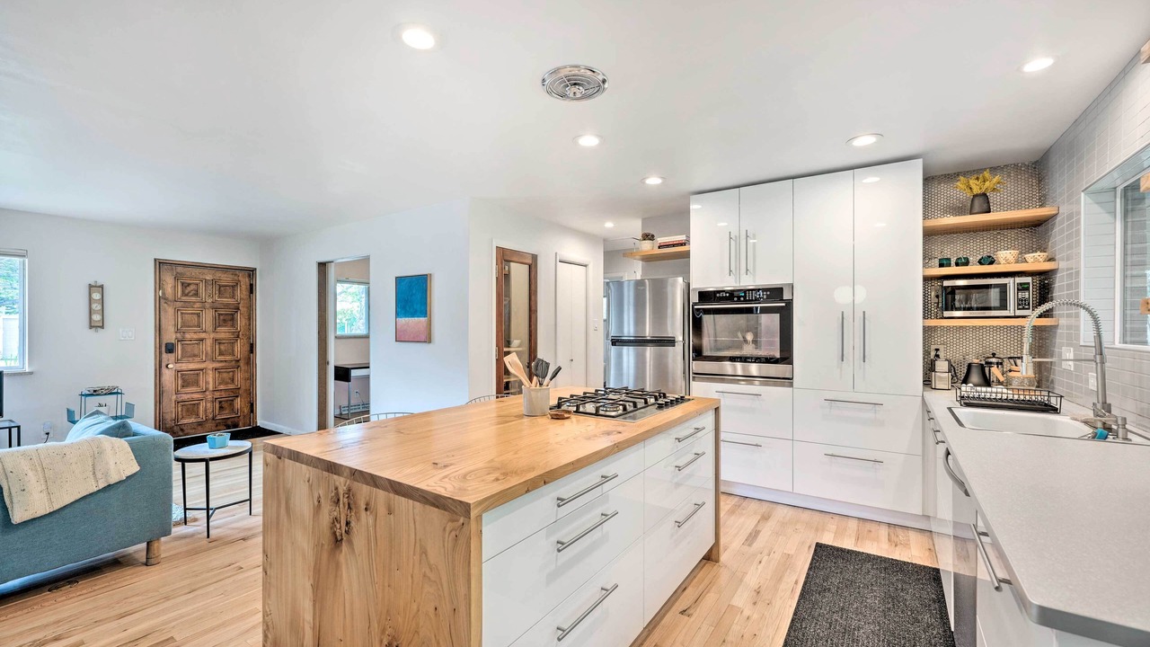 Photo of Kitchen in Baseline Sub