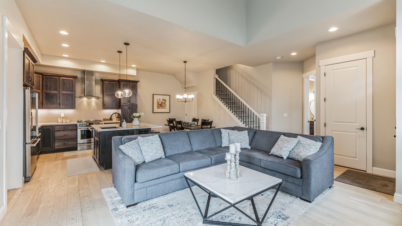 Photo of Livingroom in Loveland