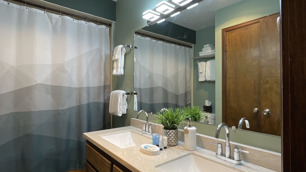 Photo of Bathroom in Silvercreek