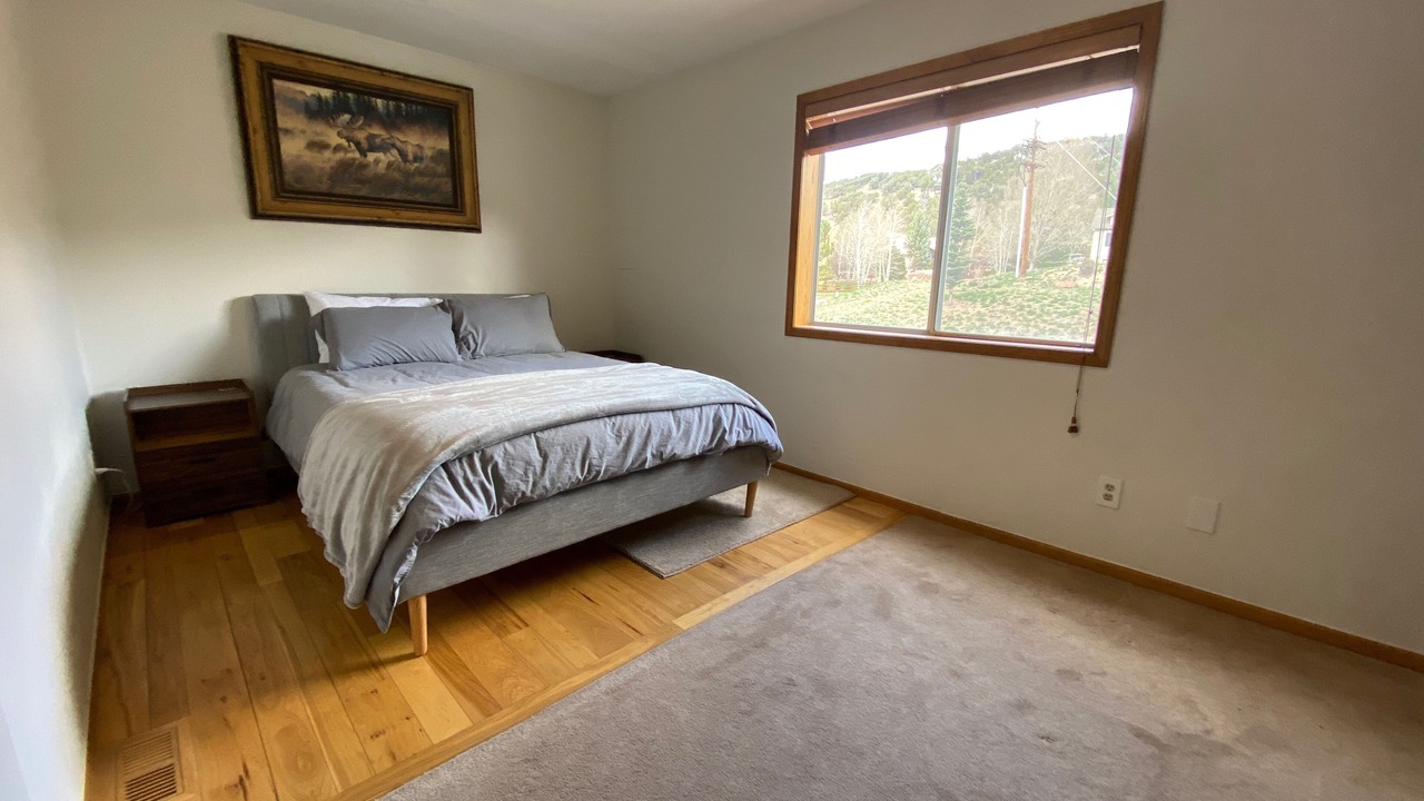 Photo of Bedroom in Edwards