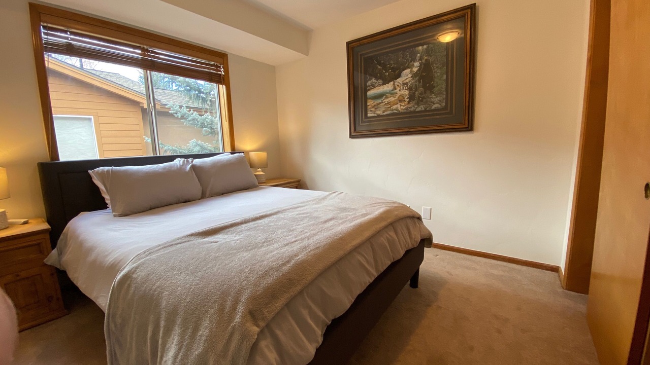 Photo of Bedroom in Edwards