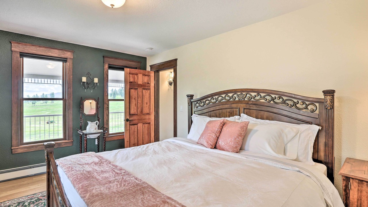 Photo of Bedroom in Conifer