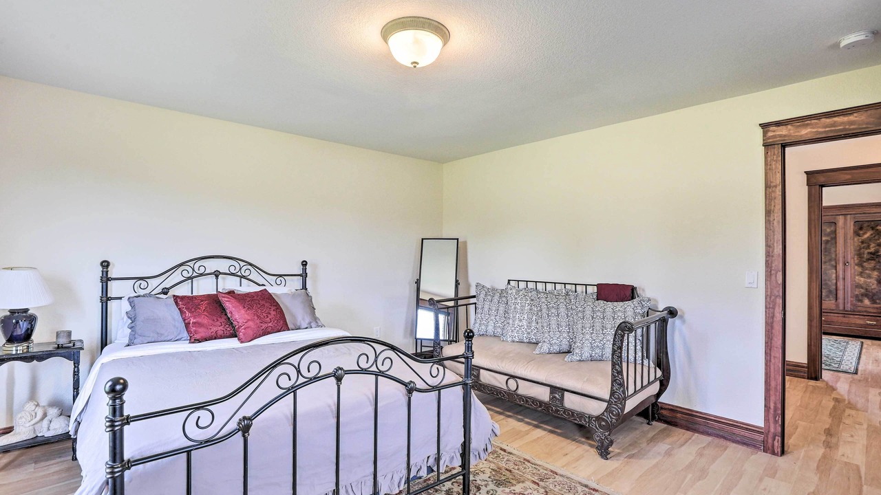 Photo of Bedroom in Conifer