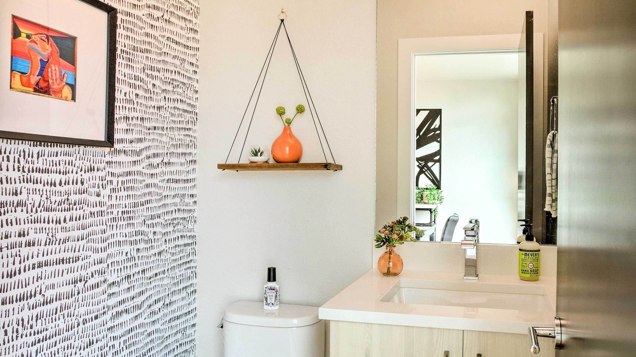 Photo of Bathroom in West Colfax