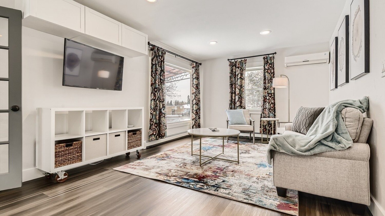 Photo of Livingroom in Castle Rock