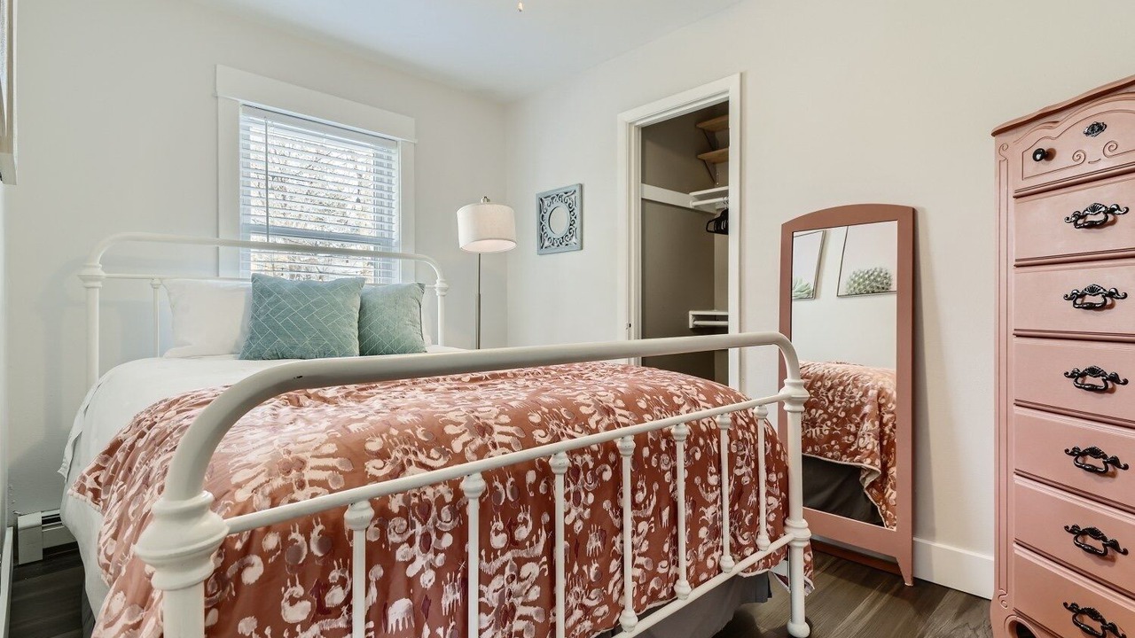 Photo of Bedroom in Castle Rock