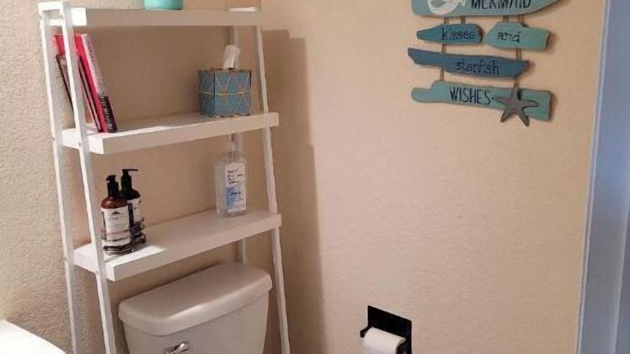 Photo of Bathroom in Arvada