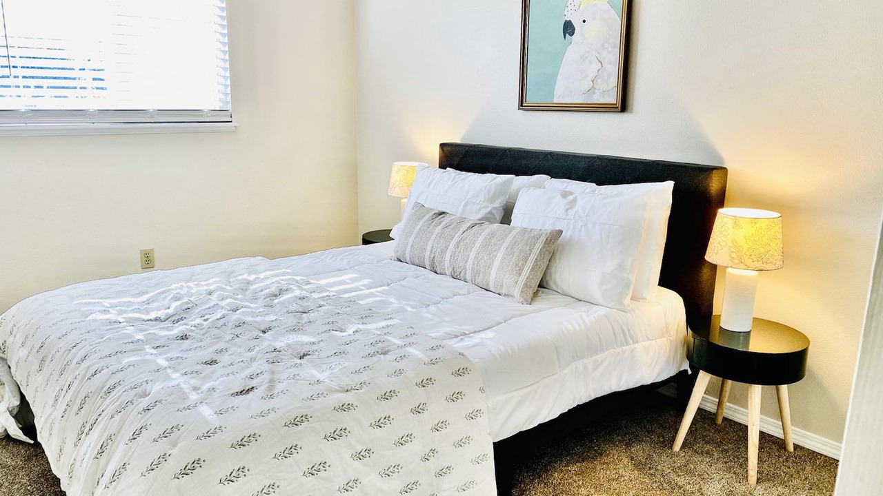 Photo of Bedroom in Mountain Shadows
