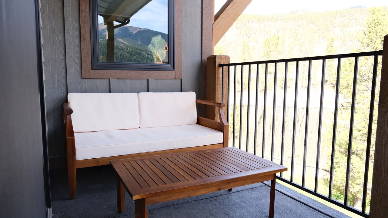 Photo of Outdoor in Lakeside Village