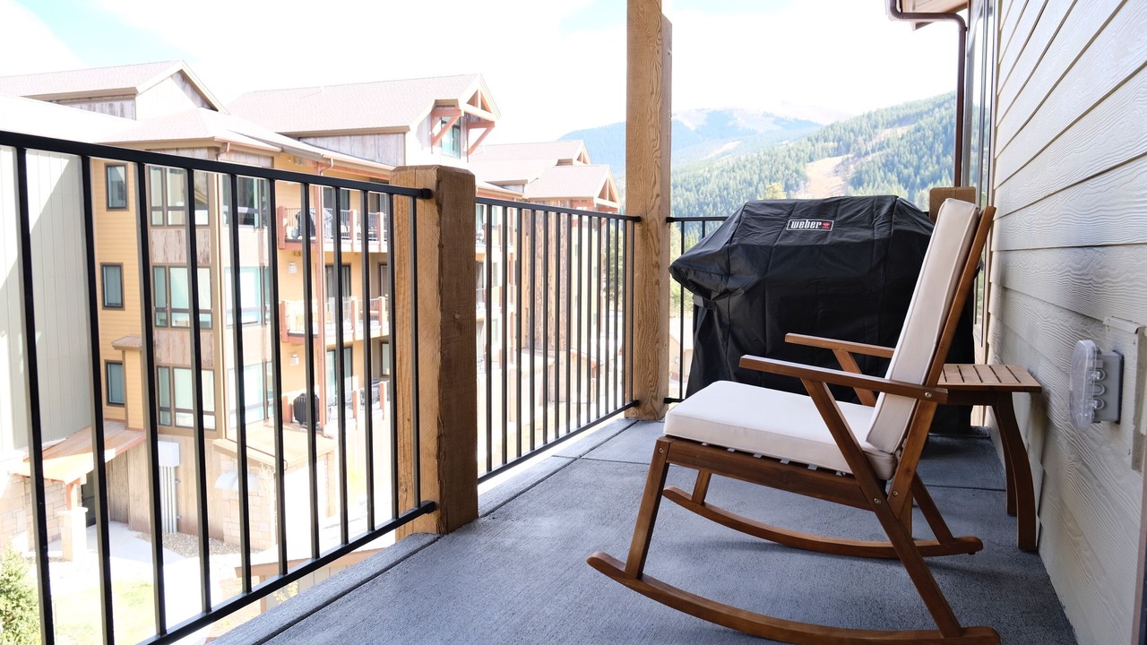 Photo of Outdoor in Lakeside Village