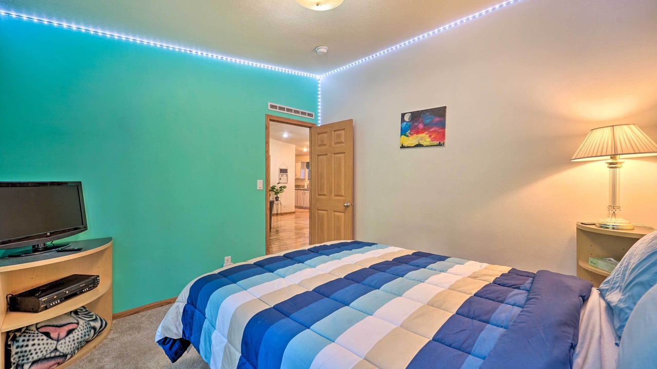 Photo of Bedroom in Forest Lakes