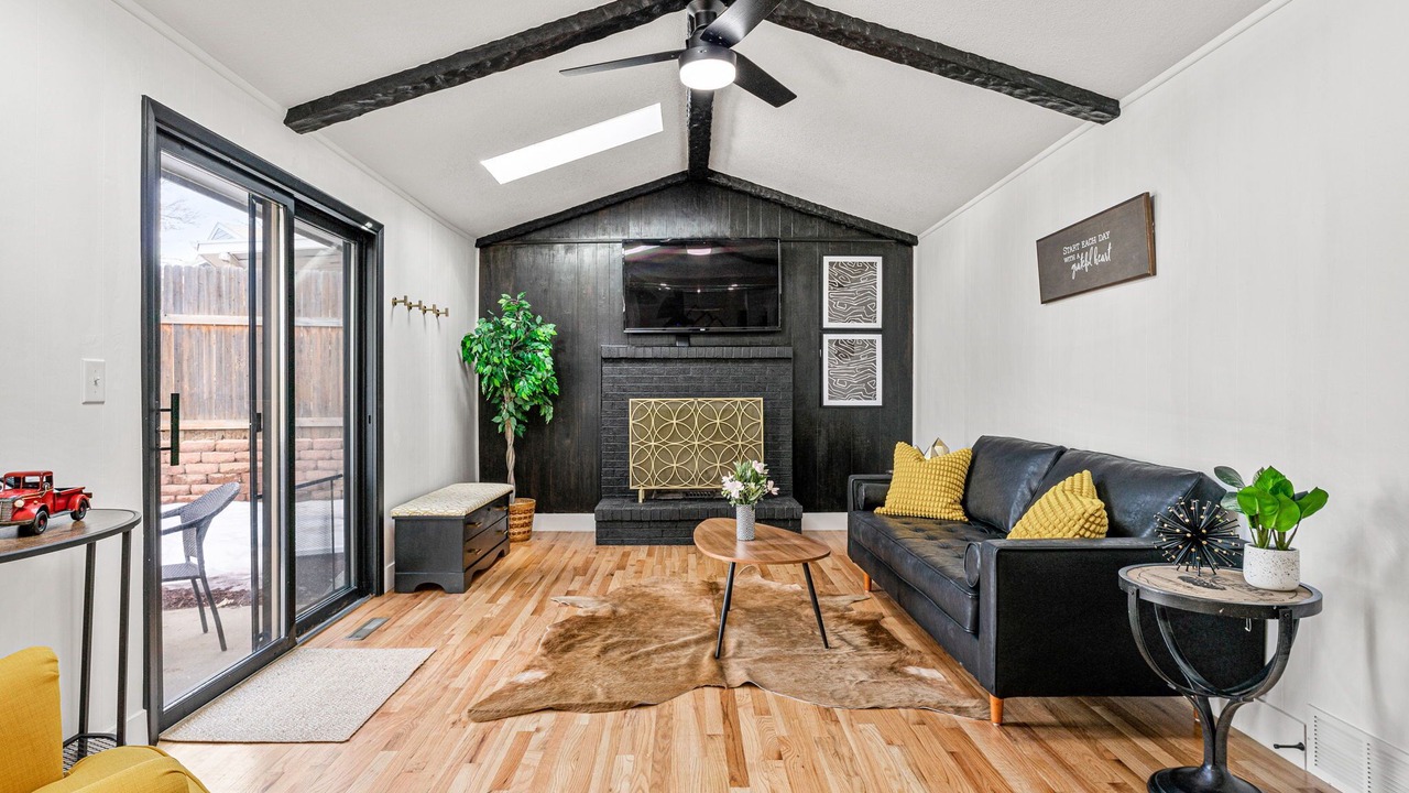 Photo of Livingroom in Littleton