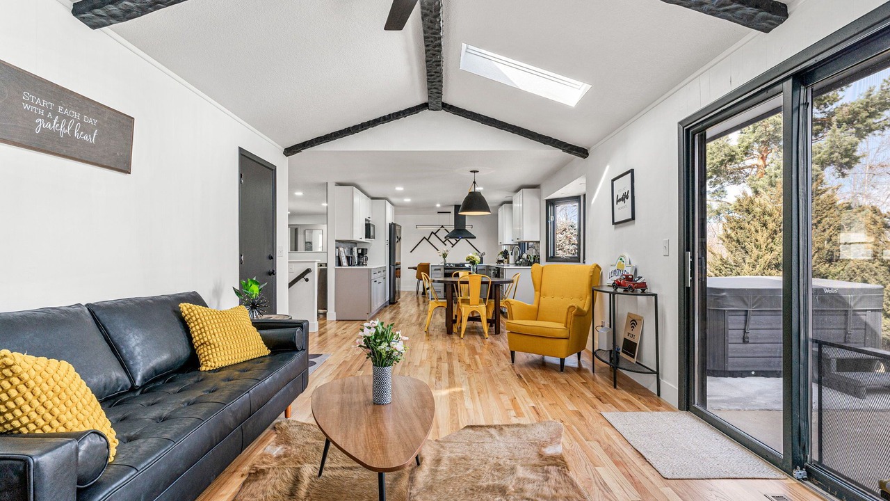 Photo of Livingroom in Littleton