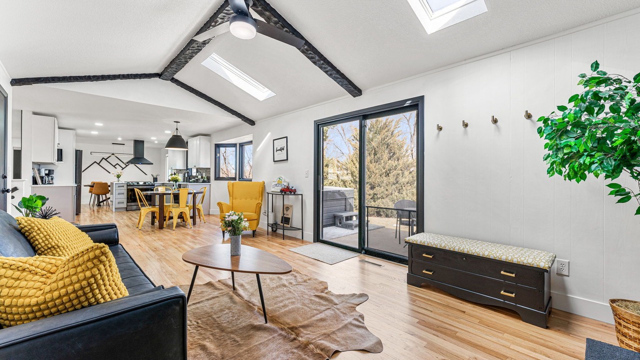 Photo of Livingroom in Littleton