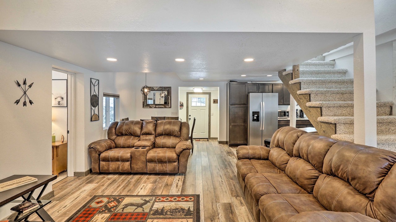 Photo of Livingroom in Indian Hills