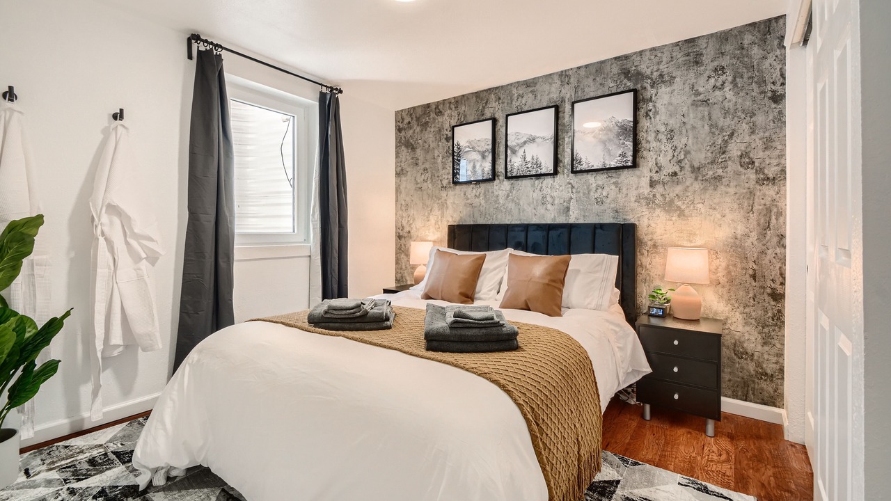 Photo of Bedroom in Dupont