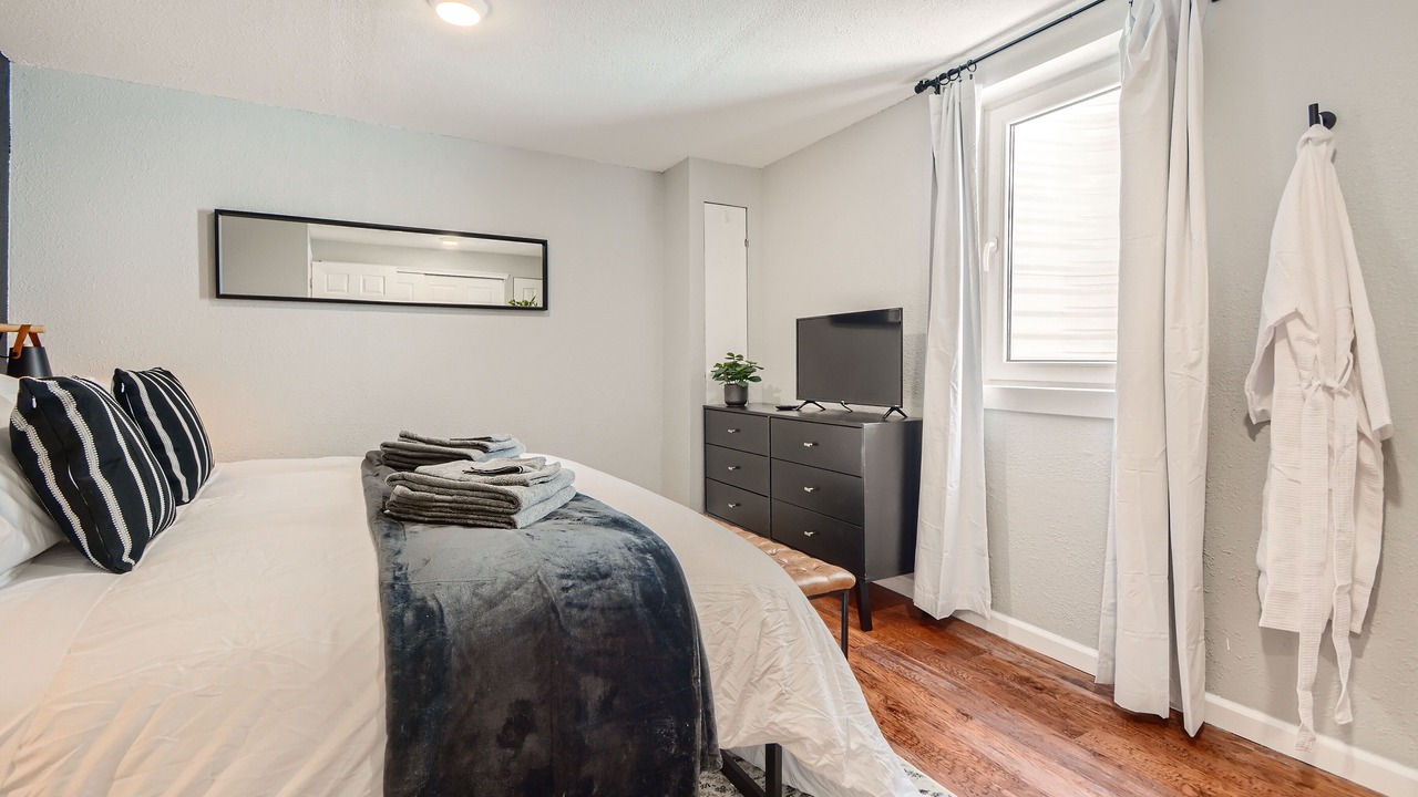 Photo of Bedroom in Dupont