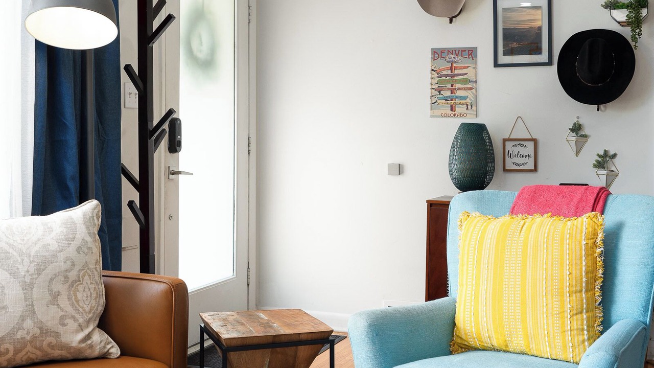 Photo of Livingroom in Virginia Village