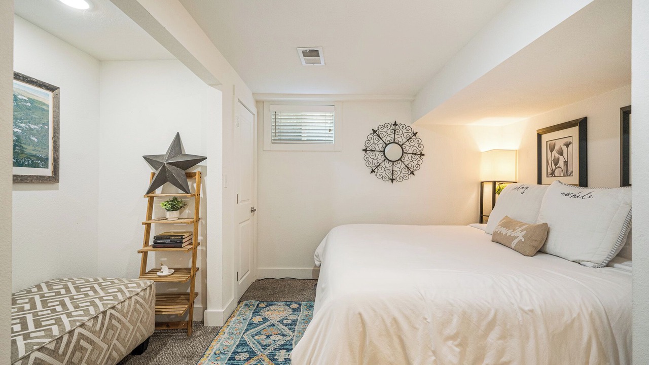 Photo of Bedroom in Virginia Village