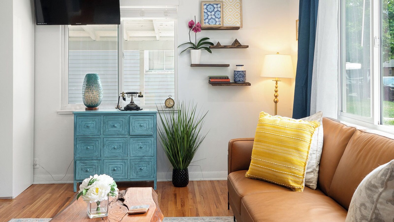 Photo of Livingroom in Virginia Village