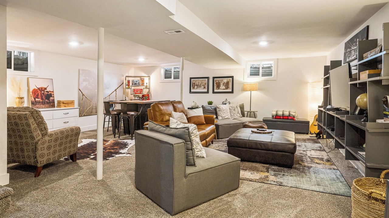 Photo of Livingroom in Virginia Village