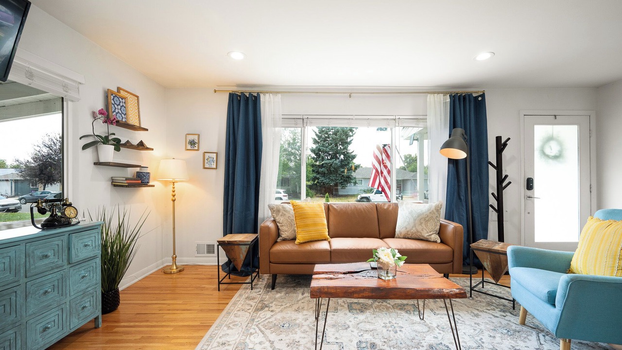 Photo of Livingroom in Virginia Village