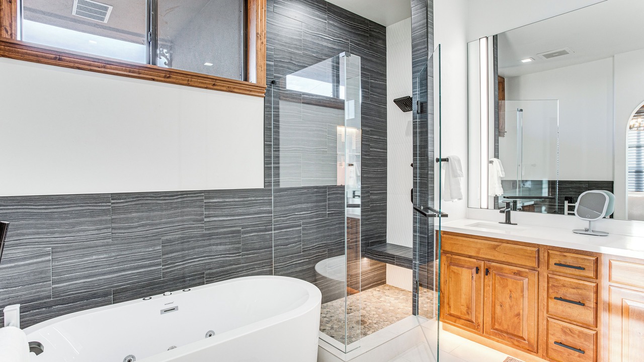 Photo of Bathroom in Edwards