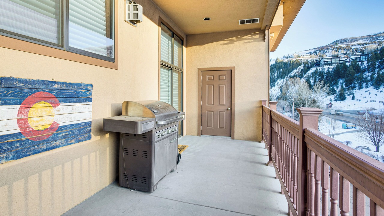 Photo of Patio Balcony in Edwards