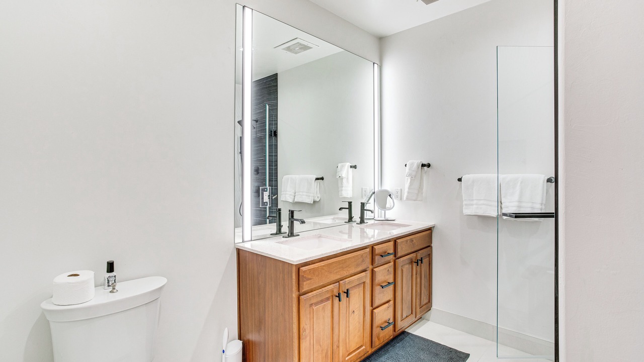 Photo of Bathroom in Edwards