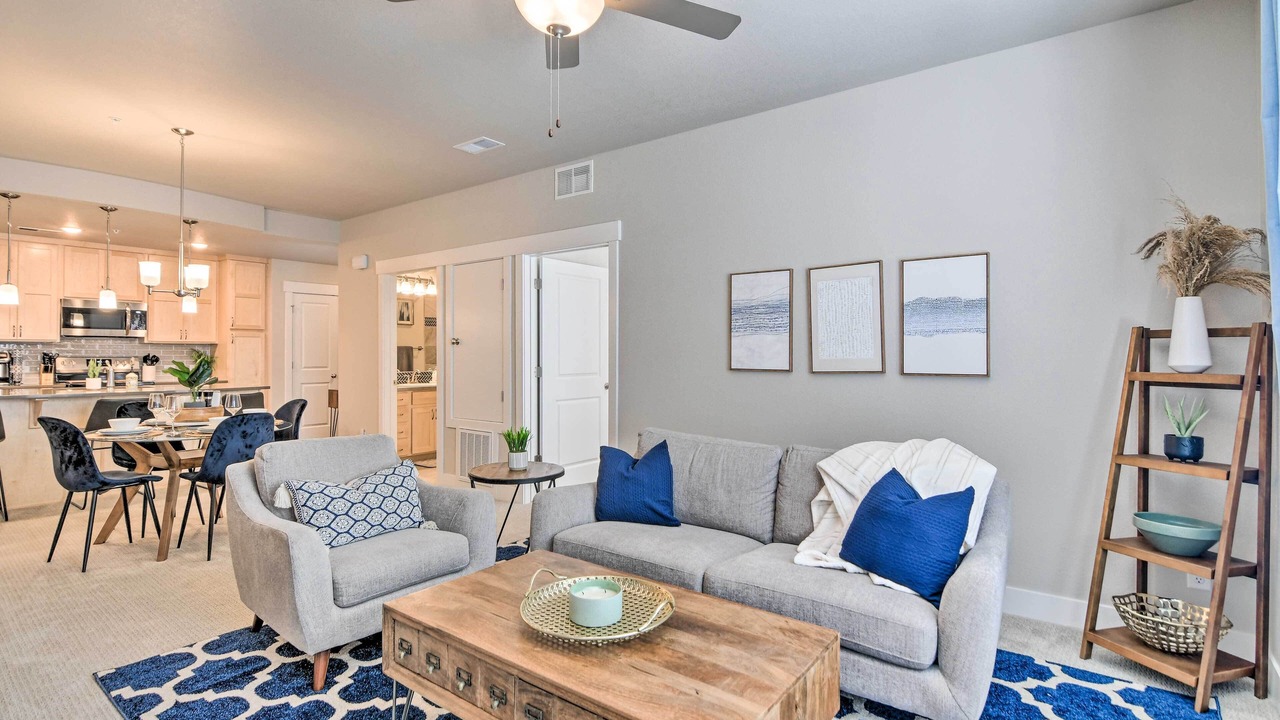 Photo of Livingroom in Centerra