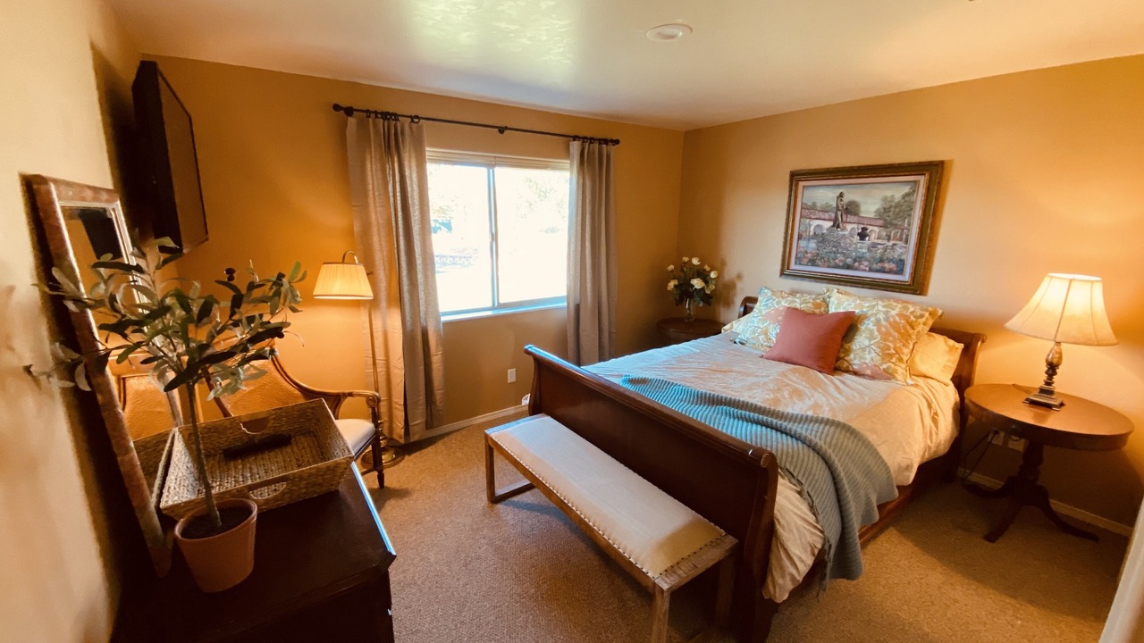 Photo of Bedroom in Montrose