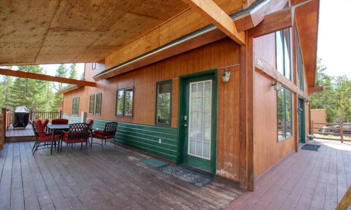 Photo of Outdoor in Twin Lakes