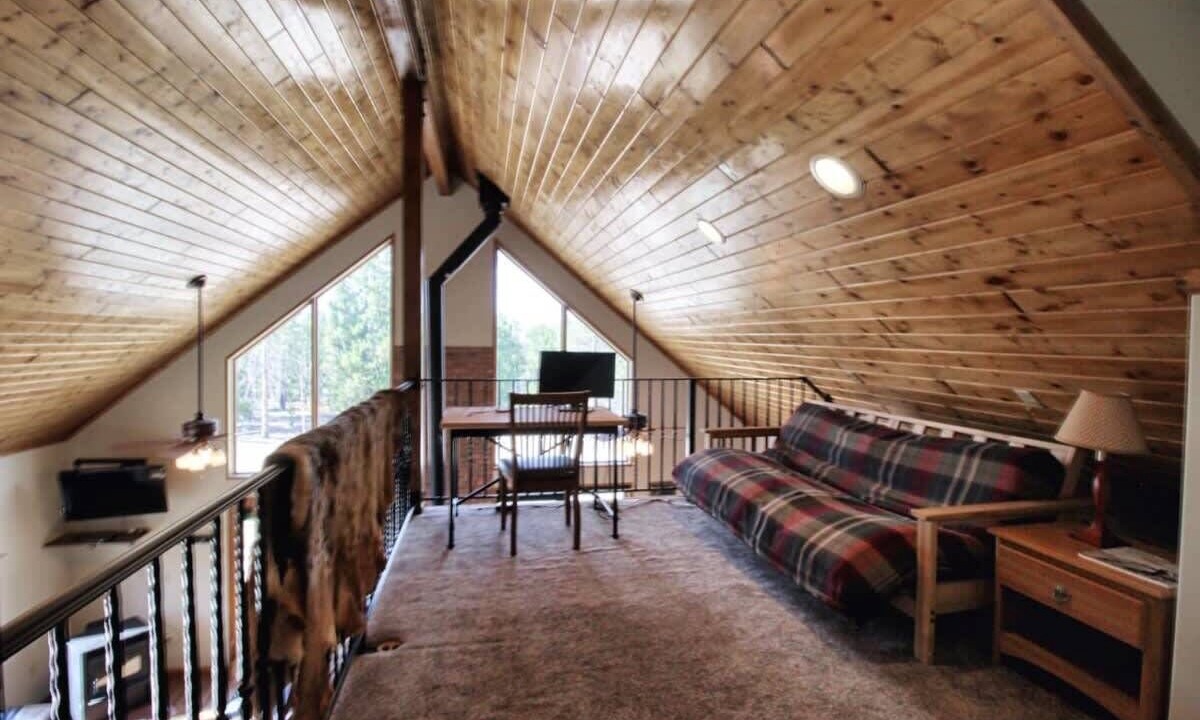 Photo of Livingroom in Twin Lakes