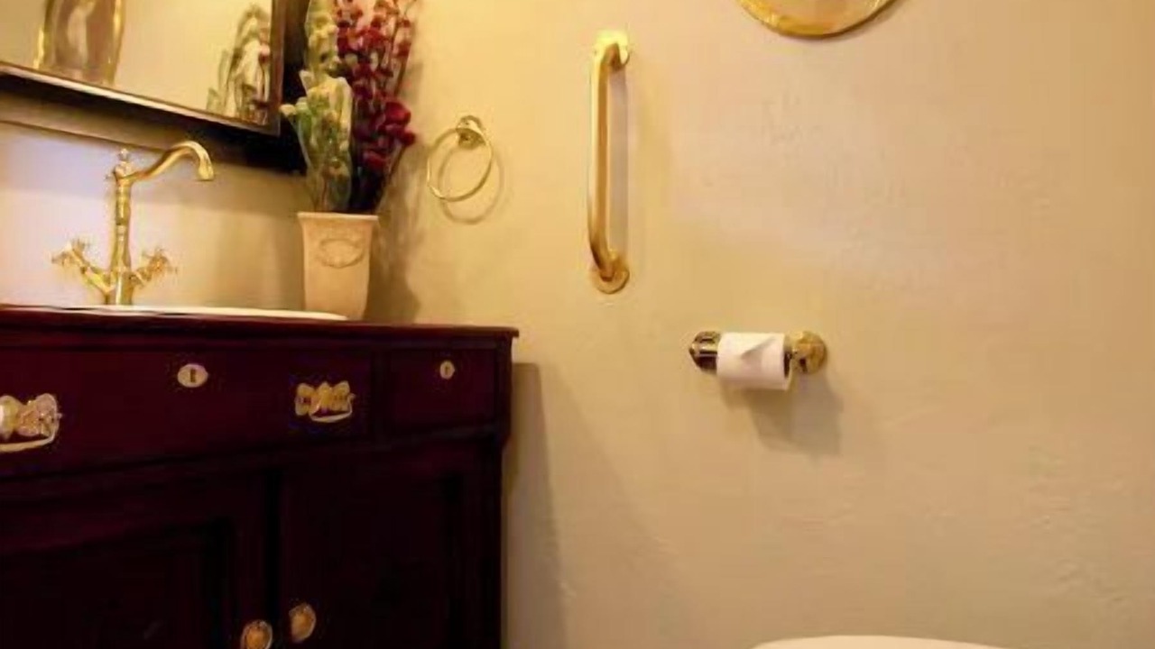 Photo of Bathroom in Florissant