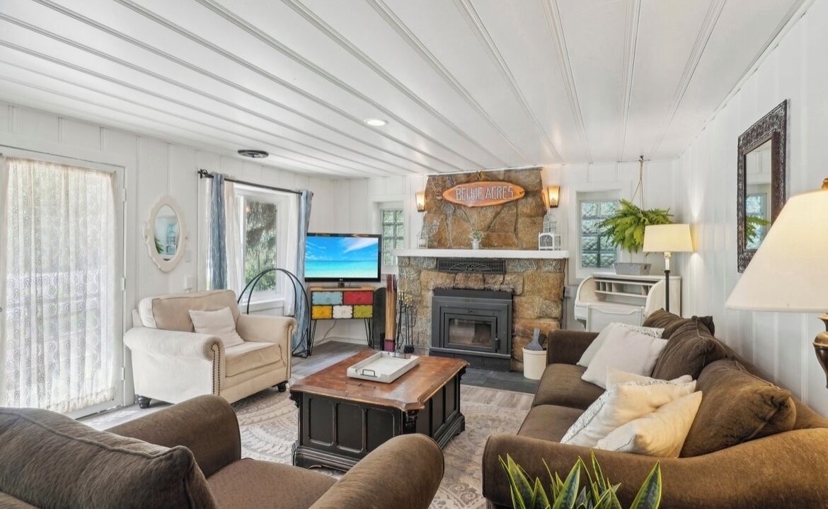 Photo of Livingroom in Idaho Springs