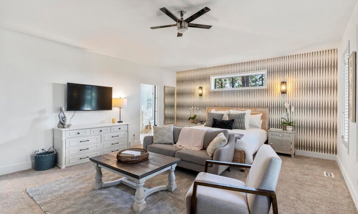 Photo of Bedroom in Woodmoor