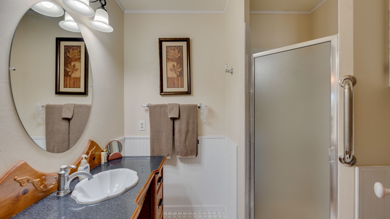 Photo of Bathroom in Loveland