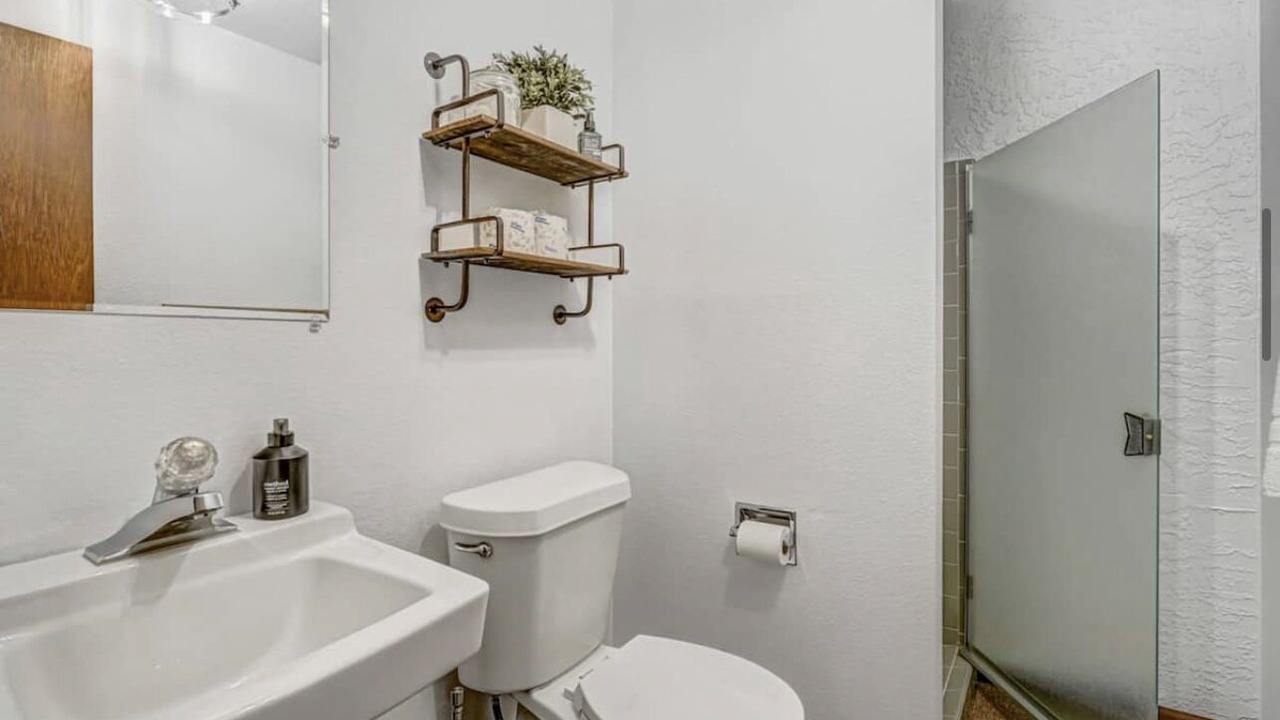 Photo of Bathroom in Village Seven