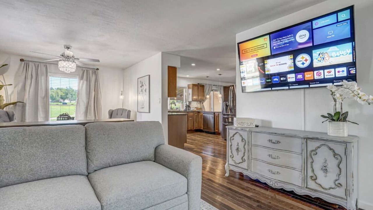 Photo of Livingroom in Village Seven