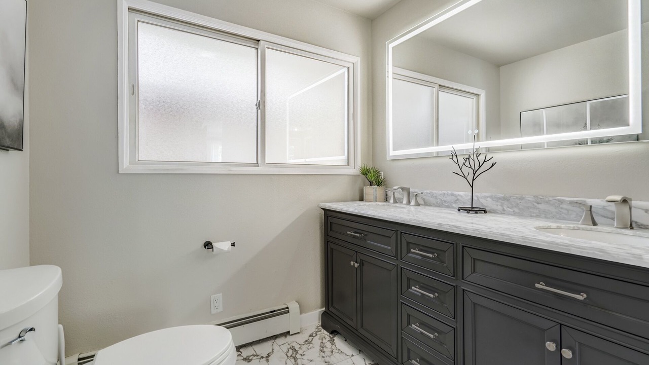 Photo of Bathroom in Cascade