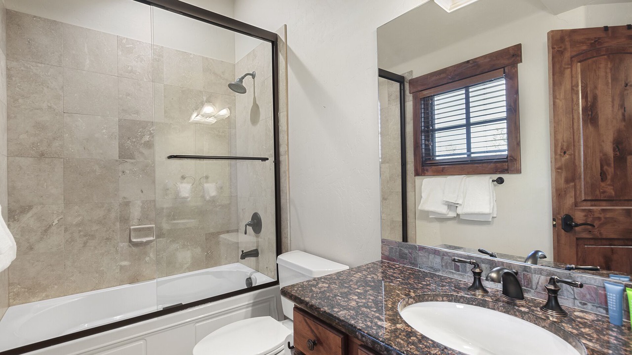 Photo of Bathroom in Wildernest