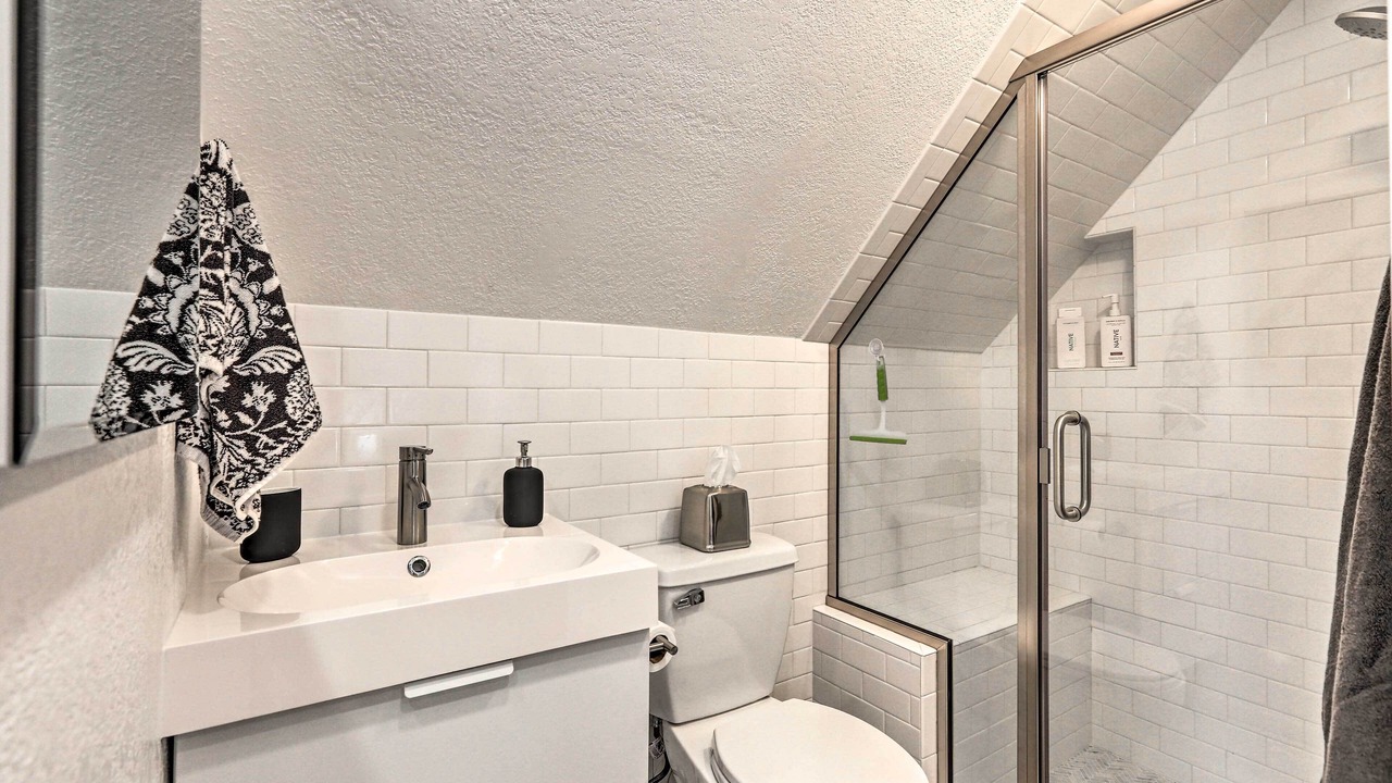 Photo of Bathroom in Baker
