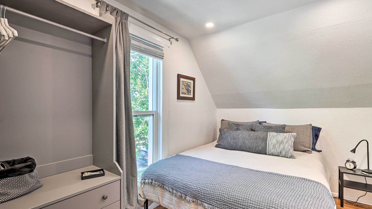 Photo of Bedroom in Baker