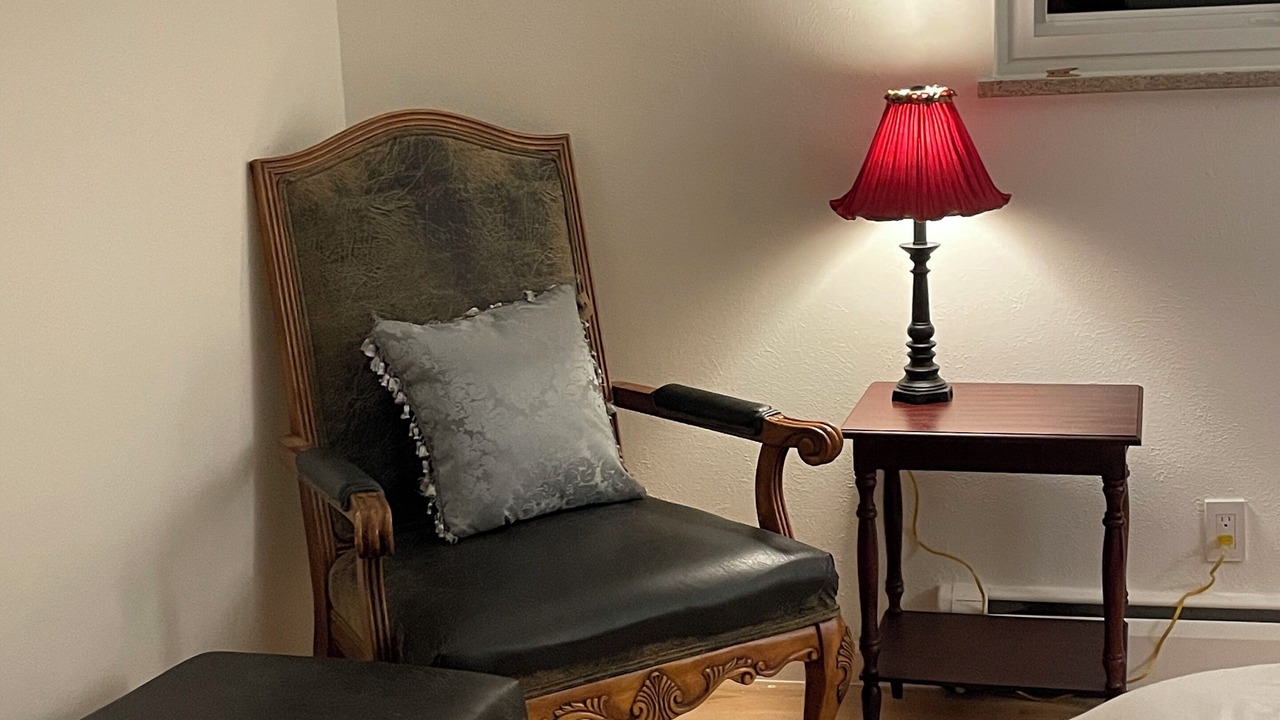 Photo of Bedroom in Edgewater