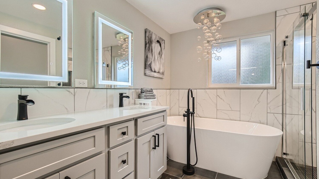 Photo of Bathroom in Lamar Heights Area