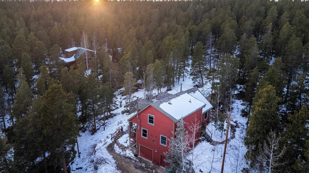 Photo of Outdoor in Black Hawk